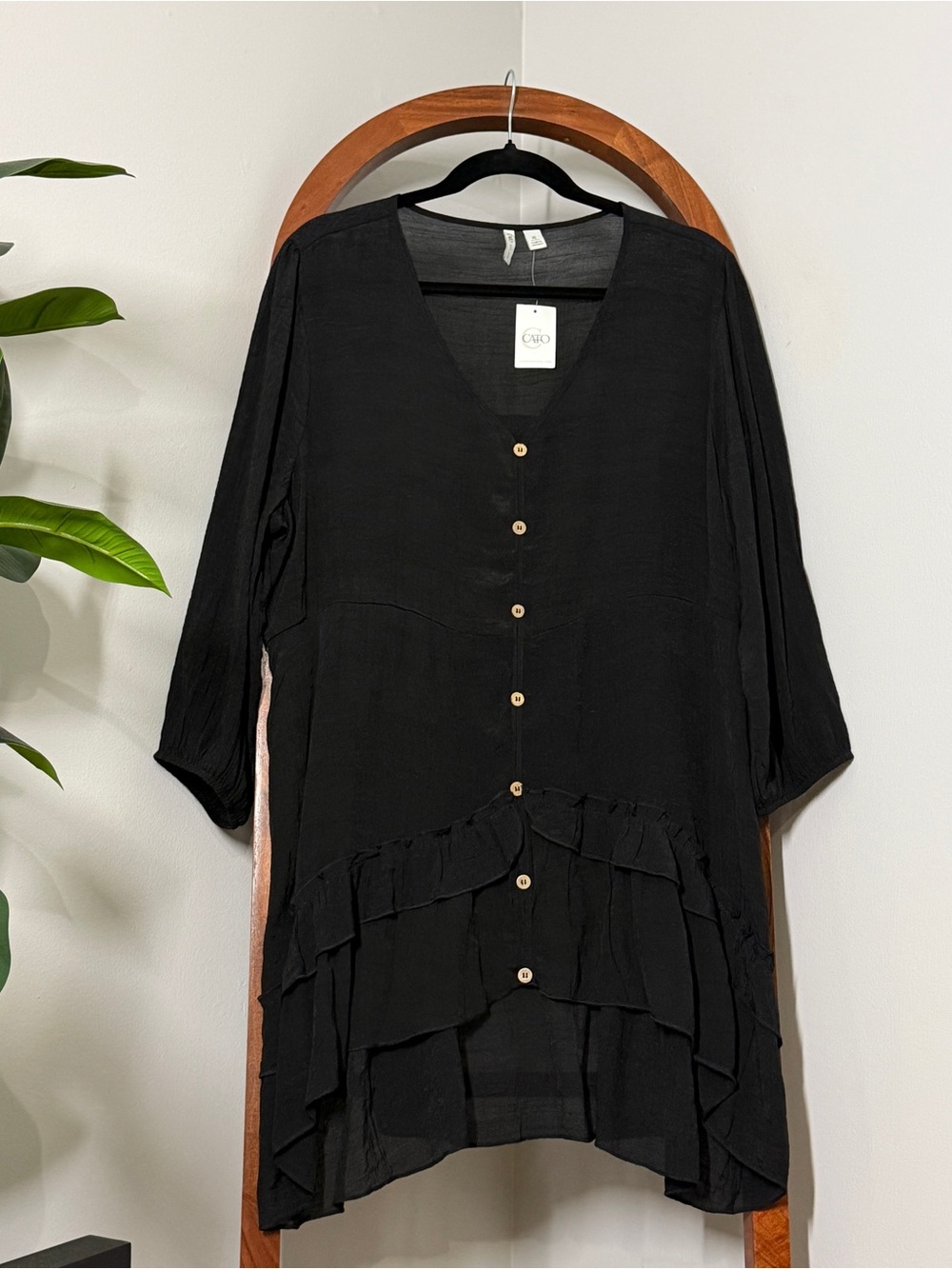 Cato XL Black Tiered Ruffle Hem Blouse Top NEW